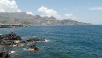 Giardini Naxos, Blick nach Taormina &ndash; &copy; Petra Sauer (Eberhardt TRAVEL)