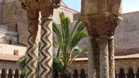 Monreale, Kreuzgang &ndash; &copy; Petra Sauer (Eberhardt TRAVEL)