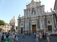 018-Catania_Piazza_de_Duomo &ndash; &copy; Dirk Schlosser (Eberhardt TRAVEL)