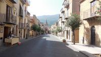 Hauptstraße in Castellbuono &ndash; &copy; Jim Kattner (Eberhardt TRAVEL)