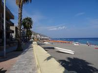 Strand in Letojanni &ndash; &copy; Ralf Mehnert (Eberhardt TRAVEL)