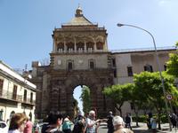 Palermo - Porta Nuova &ndash; &copy; Christina Schlawis (Eberhardt TRAVEL)