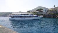 Unser Boot holt uns ab von Lipari