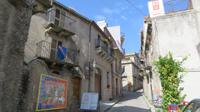 Montalbano Elicona &ndash; &copy; Petra Sauer (Eberhardt TRAVEL)