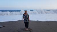 tosende Brandung am Strand von Giardini Naxos &ndash; &copy; Marlies Thrum (Eberhardt TRAVEL)