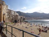  Strand von  Cefalu &ndash; &copy; Adelheid Fritzsche (Eberhardt TRAVEL)