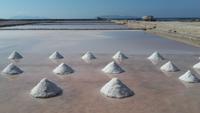 Salzfelder von Trapani &ndash; &copy; Justin Kotecki (Eberhardt TRAVEL)