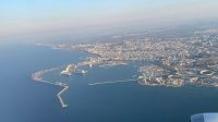 Flug über Bari.jpeg &ndash; &copy; Kerstin Heintzel (Eberhardt TRAVEL)