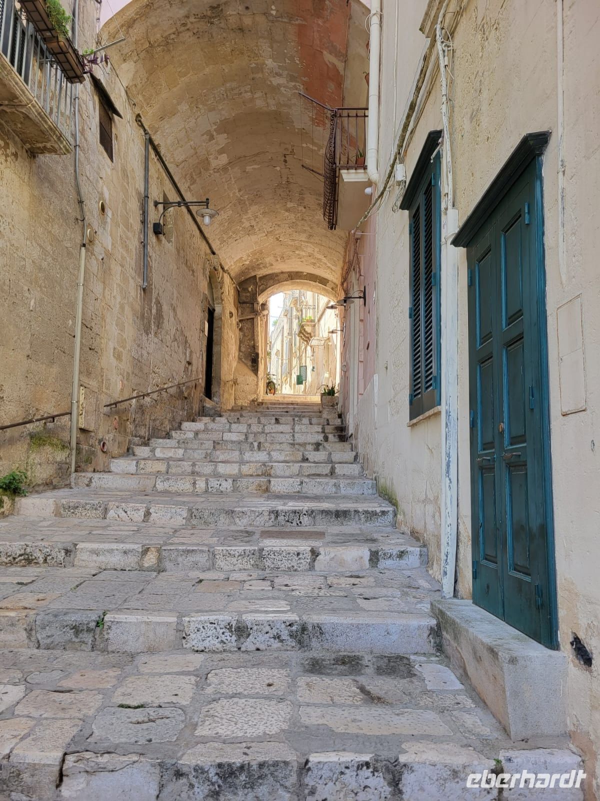 Gasse in Matera &ndash; &copy; Anette Rietz (Eberhardt TRAVEL)