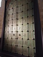 Das Bronzeportal &ndash; &copy; Annette Profft (Eberhardt TRAVEL)