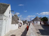 Trulli Gassen &ndash; &copy; Annette Profft (Eberhardt TRAVEL)