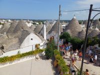 Trulli &ndash; &copy; Annette Profft (Eberhardt TRAVEL)