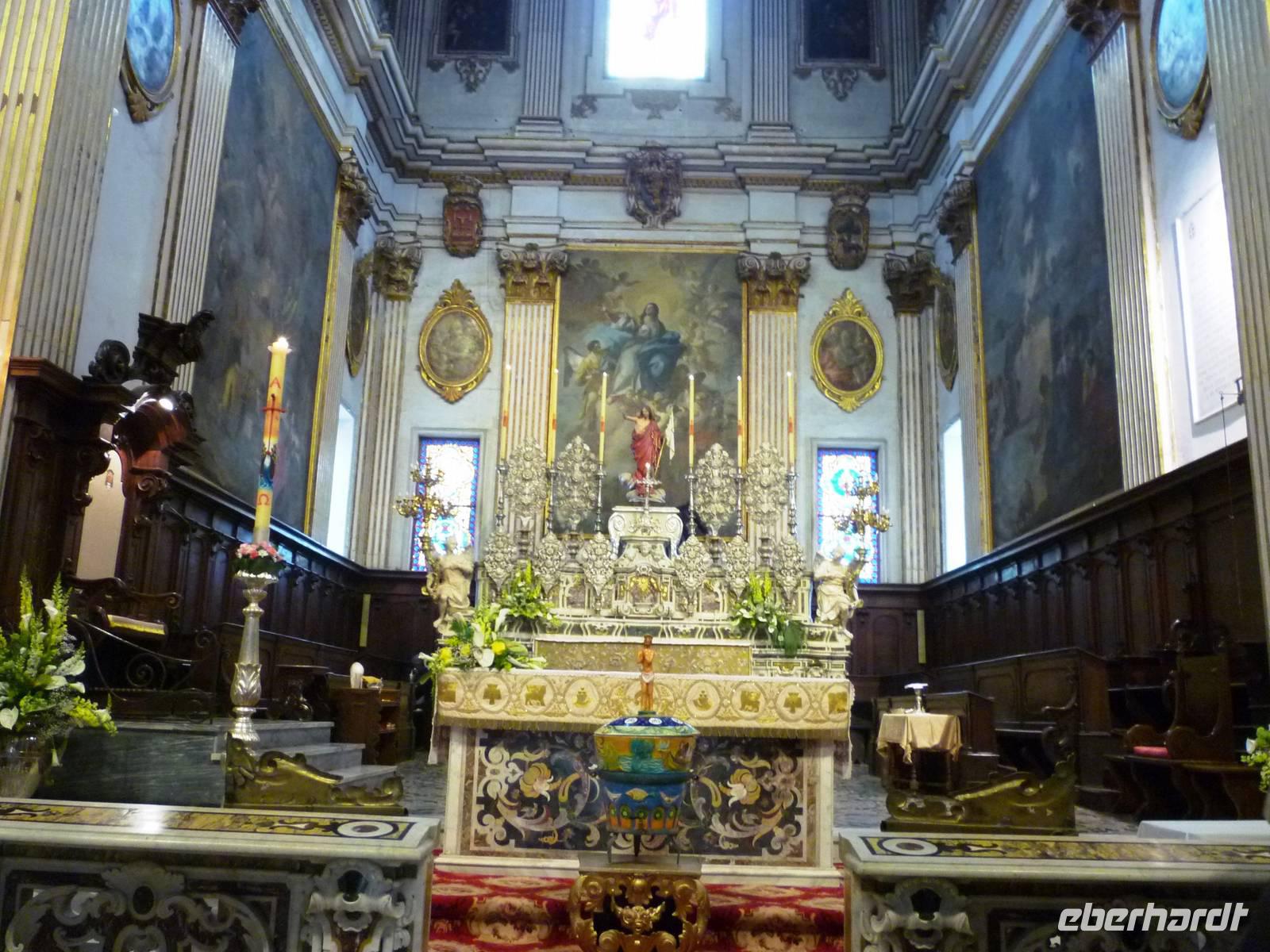 19.04.2014 Altar &ndash; &copy; Jutta Petzold-Herrmann (Eberhardt TRAVEL)