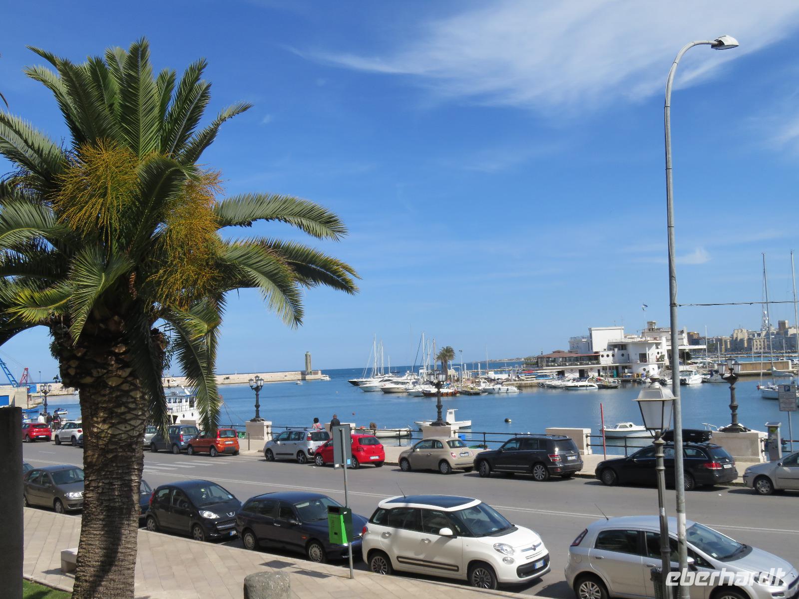 Der Hafen von Bari &ndash; &copy; Marion Kottlos (Eberhardt TRAVEL)