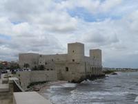 Trani – Stauferkastell &ndash; &copy; Marion Kottlos (Eberhardt TRAVEL)