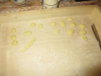 unsere hergestellten Orecchiette &ndash; &copy; Silvia Buske (Eberhardt TRAVEL)