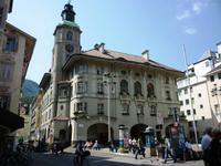 Bozen, Rathausplatz, 01.07.2013 &ndash; &copy; Jutta Petzold-Herrmann (Eberhardt TRAVEL)