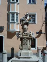 Sterzing - Nepomuk Statue &ndash; &copy; Claudia Bernhardt (Eberhardt TRAVEL)