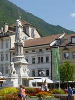 Bozen Walther von der Vogelweide &ndash; &copy; Grit Wendelberger (Eberhardt TRAVEL)