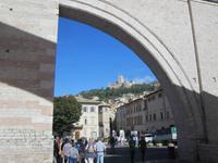 Stadtführung in Assisi mit Marco- Basilika S. Chiara &ndash; &copy; Gisela Gerlach (Eberhardt TRAVEL)