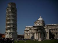 Schiefer Turm und Dom &ndash; &copy; Gabriele Schwarze (Eberhardt TRAVEL)