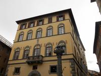 Siena (Piazza Tolomei - Sieneser Wölfin mit Senius und Aschinus)  &ndash; &copy; Katrin Deutschbein (Eberhardt TRAVEL)