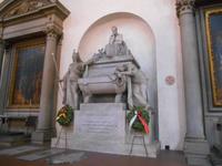 Florenz (Kirche Santa Croce - Grab von Dante Aligheri) &ndash; &copy; Katrin Deutschbein (Eberhardt TRAVEL)