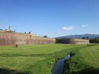 Lucca_Wall (2) &ndash; &copy; Andreas Höhn (Eberhardt TRAVEL)