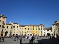 Lucca_Piazza_Amfitetro &ndash; &copy; Andreas Höhn (Eberhardt TRAVEL)