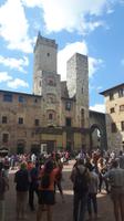 San Gimignano (Piazza della Cisterna) &ndash; &copy; Katrin Deutschbein (Eberhardt TRAVEL)