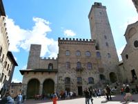 San Gimignano Rathaus &ndash; &copy; Ingrid Langer (Eberhardt TRAVEL)