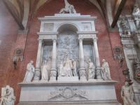 Frari Kirche: Tizian Grabmahl &ndash; &copy; Heike Heinen (Eberhardt TRAVEL)