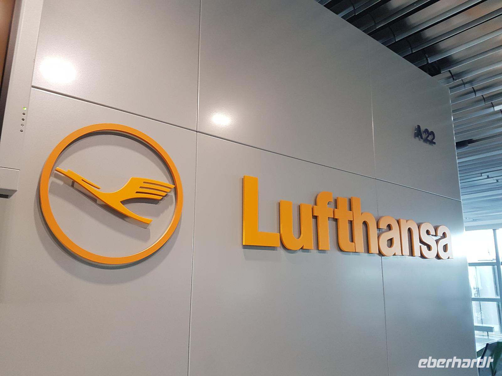 Am Flughafen &ndash; &copy; Maja Petermann (Eberhardt TRAVEL)