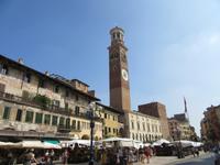 Piazza Erbe &ndash; &copy; Petra Sauer (Eberhardt TRAVEL)