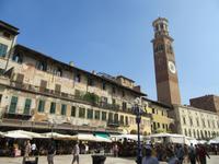 Piazza Erbe &ndash; &copy; Petra Sauer (Eberhardt TRAVEL)