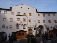  Kastelruth Rathaus &ndash; &copy; Gisela Hohlfeld (Eberhardt TRAVEL)