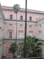 Neapel: Archäologisches Nationalmuseum, Innenhof &ndash; &copy; Heike Heinen (Eberhardt TRAVEL)