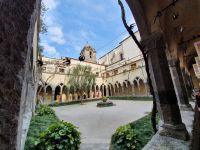 Sorrent, Kreuzgang San Francesco &ndash; &copy; Ria Heilmann (Eberhardt TRAVEL)