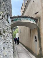 Willkommen in der Villa Cimbrone! &ndash; &copy; Anne Schröder (Eberhardt TRAVEL)