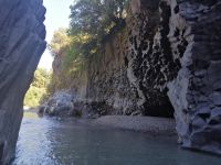 Alcantara-Schlucht &ndash; &copy; Andrej Kulikov (Eberhardt TRAVEL)