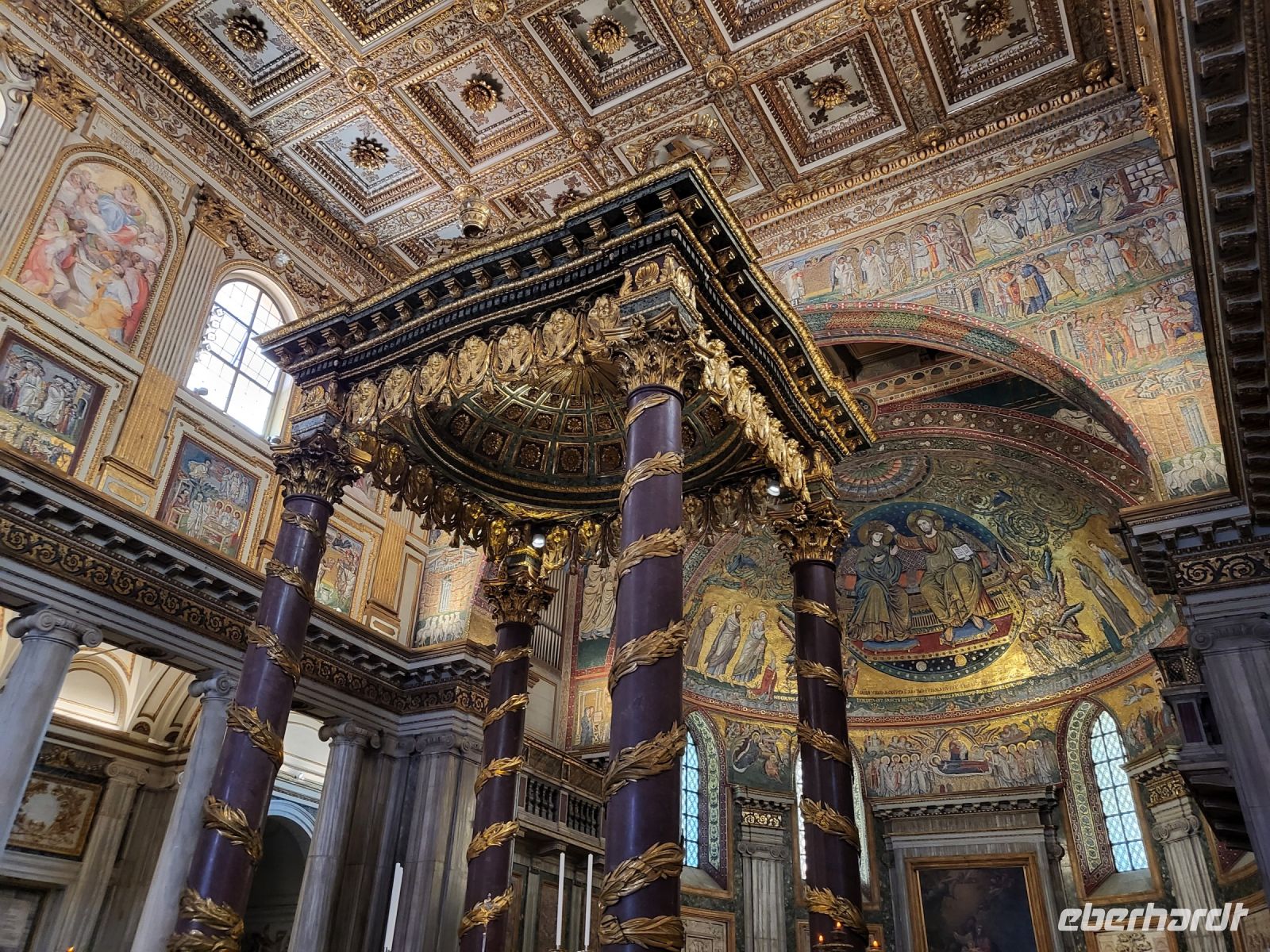 Innenraum S. Maria Maggiore &ndash; &copy; David Faatz (Eberhardt TRAVEL)