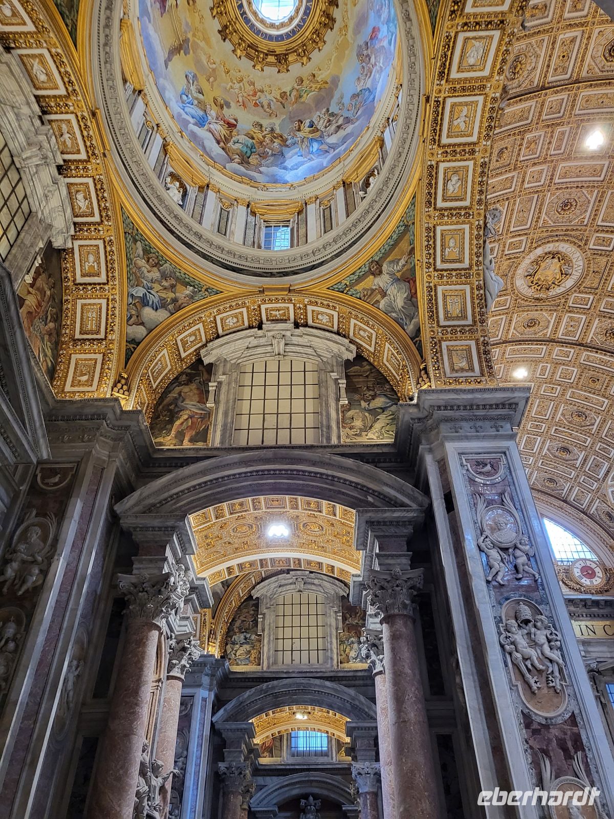 Innenraum Petersdom &ndash; &copy; David Faatz (Eberhardt TRAVEL)