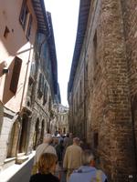 durch die Gassen von Assisi &ndash; &copy; Sandra Rößle (Eberhardt TRAVEL)