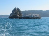 Apulien-Bootsfahrt-Felsen im Meer.JPG &ndash; &copy; Marieta Beck (Eberhardt TRAVEL)