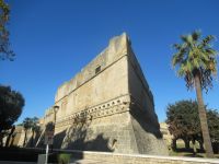Bari - Castello Normano-Svevo.JPG &ndash; &copy; Marieta Beck (Eberhardt TRAVEL)