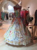 Bari - Kleid oder Kunst.JPG &ndash; &copy; Marieta Beck (Eberhardt TRAVEL)