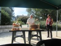 Apulien - Mozarella Herstellung.JPG &ndash; &copy; Marieta Beck (Eberhardt TRAVEL)