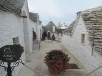 Alberobello - Ronantis Trulli.JPG &ndash; &copy; Marieta Beck (Eberhardt TRAVEL)