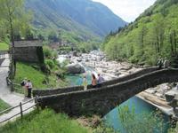 Schweiz-Verzascatal &ndash; &copy; Gisela Gerlach (Eberhardt TRAVEL)