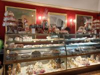 Im Kaffee Greco &ndash; &copy; Ingrid Langer (Eberhardt TRAVEL)